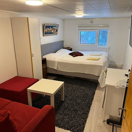 Center, Floor, Entire Attic *