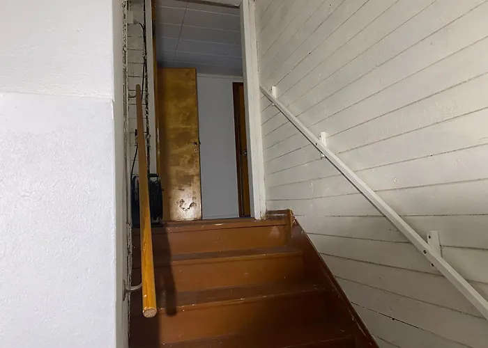 アパート Center, Floor, Entire Attic *